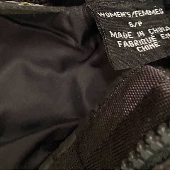 WOMEN MOUNTAIN HARDWEAR Lightweight Size S/P Petite Down-filled Black Jacket - Picture 7 of 9